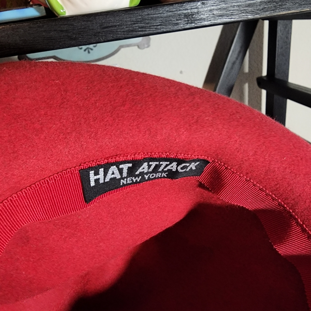 Hat attack ladys hat - Picture 8 of 8